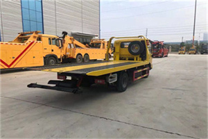 元阳非事故拖车